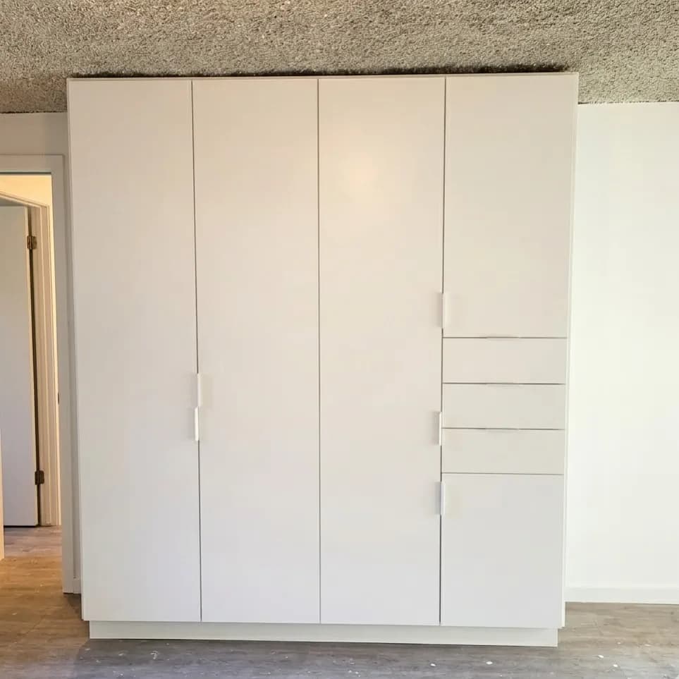 Placar a Medida 5 Puertas Batientes - Máximo Almacenamiento