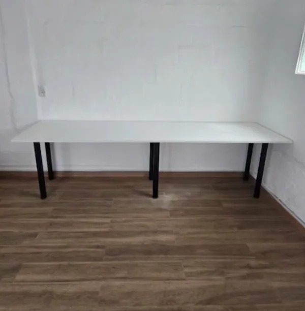 Escritorio Lineal a Medida - Melamínico Blanco 18mm