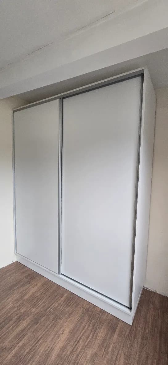 Placard a medida 2 puertas corredizas melamínico blanco